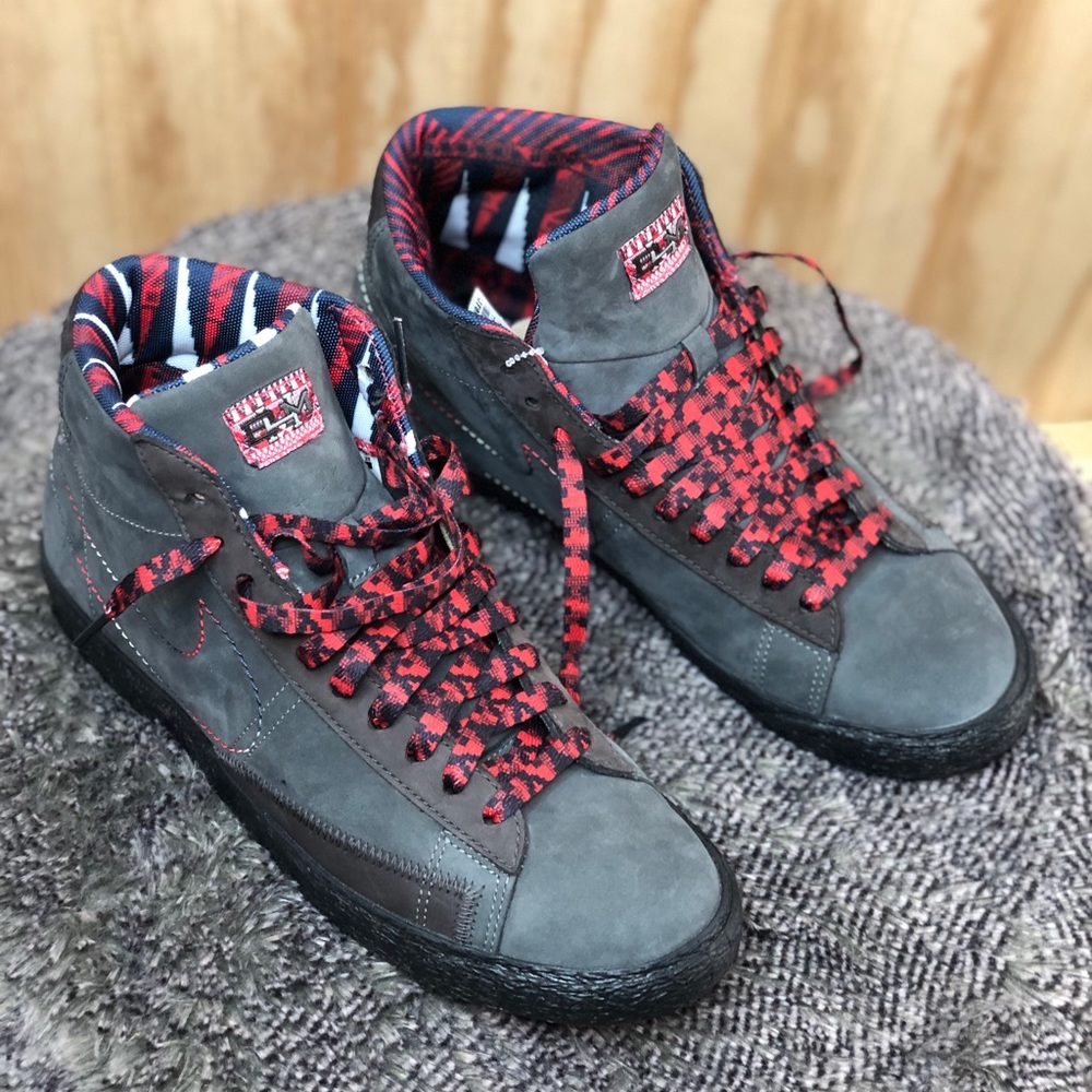 Nine women’s blazer Mid BHM